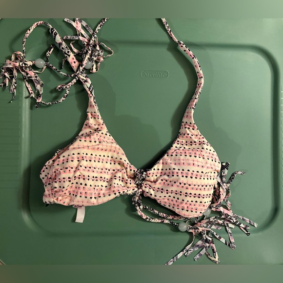 Victoria Secret Reversible Bikini Top - Picture 7 of 9